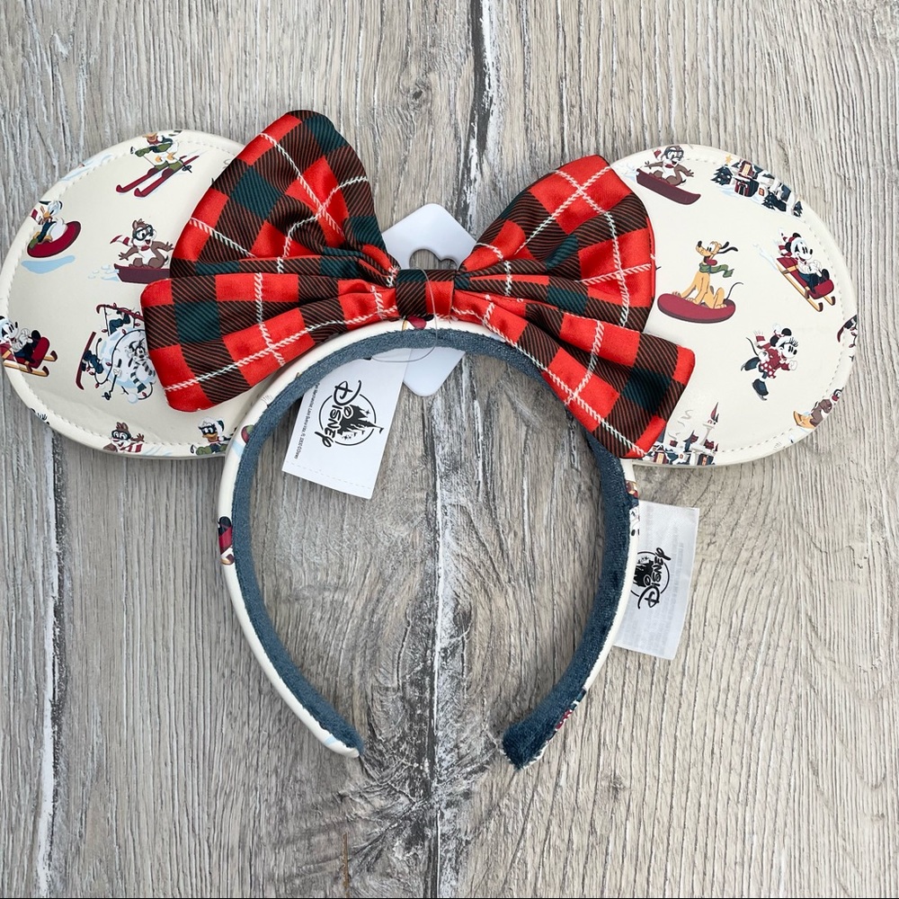 Disney  Holiday Ears
